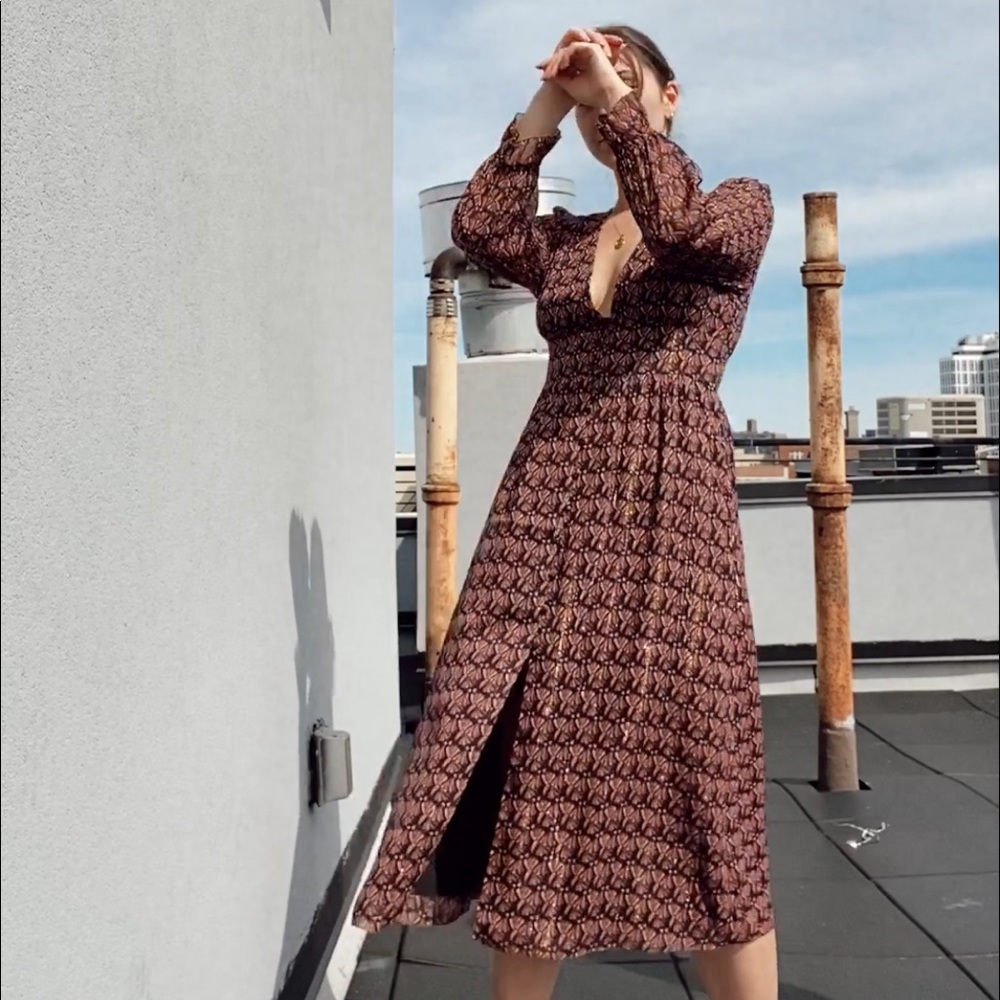 BRAND NEW midi dress from Aritzia Wilfred brand